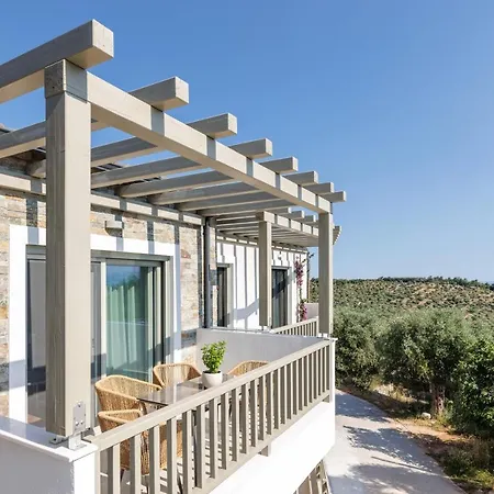 Helia Seasons אסטריס