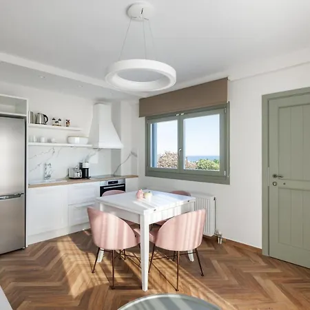 Helia Seasons Apartment Astris