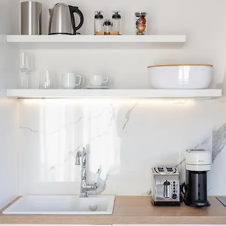 Helia Seasons Apartament *