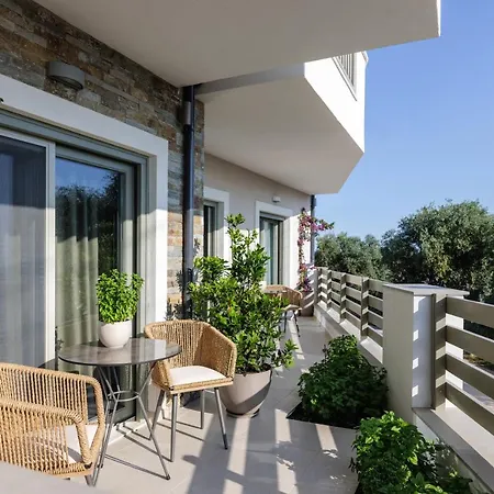 Helia Seasons Apartment Astris