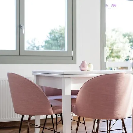 Helia Seasons Apartment *
